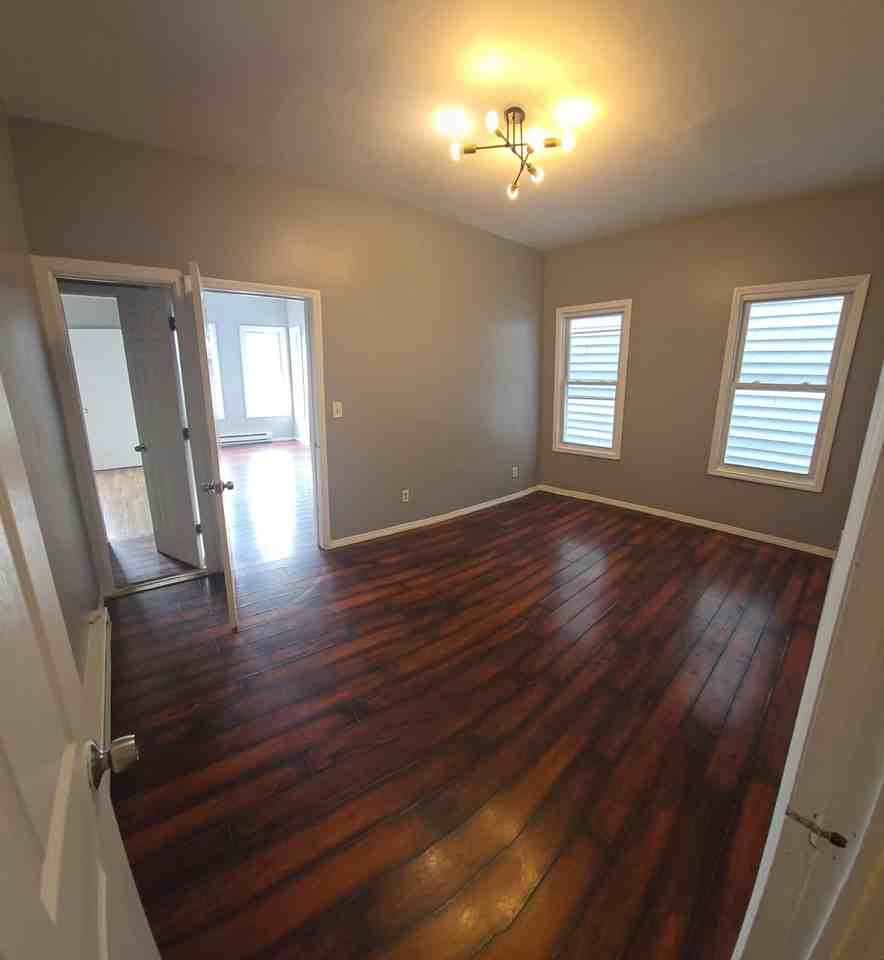 51 N 14th St #3 - Photo 5 of 8