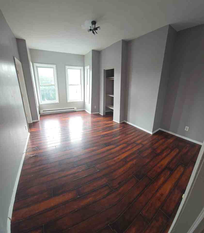 51 N 14th St #3 - Photo 6 of 8