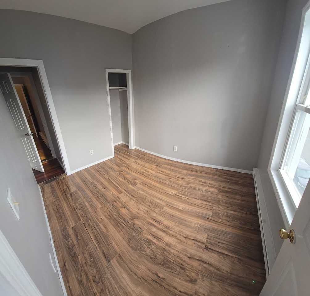 51 N 14th St #3 - Photo 7 of 8