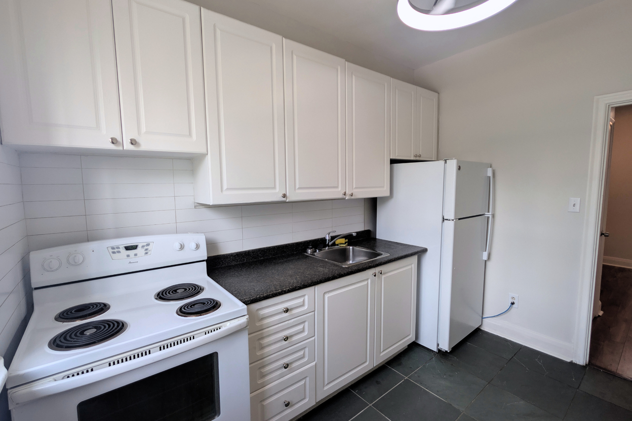 3367 Bloor Street West #1 - Photo 3 of 17