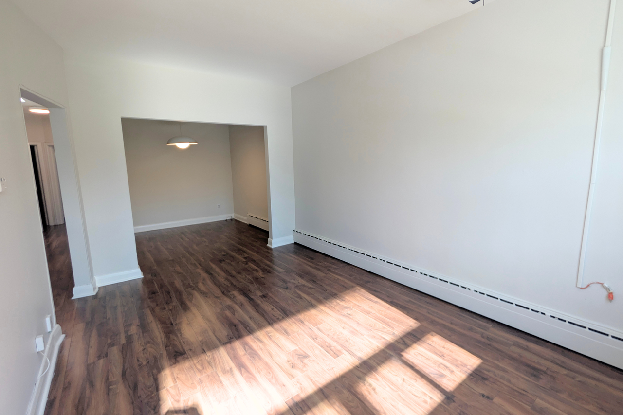 3367 Bloor Street West #1 - Photo 6 of 17