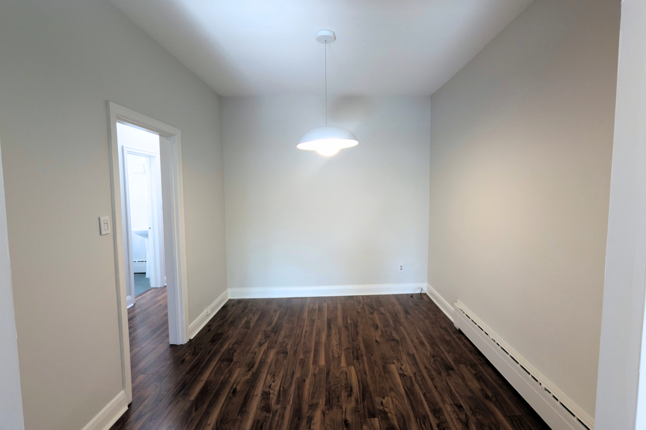 3367 Bloor Street West #1 - Photo 7 of 17