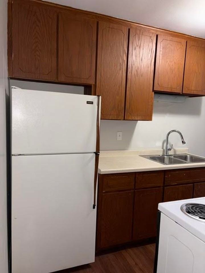 5911 Oxford St #4 - Photo 3 of 12