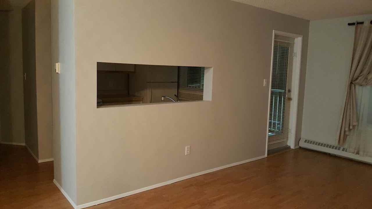 216 - Suite 216, 11218 80 st. - Photo 3 of 12