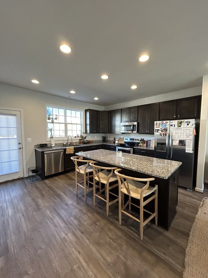 157 Cheshire Ln - Photo 6 of 24