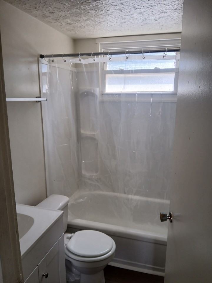 4760 Gray Rd #6 - Photo 4 of 4
