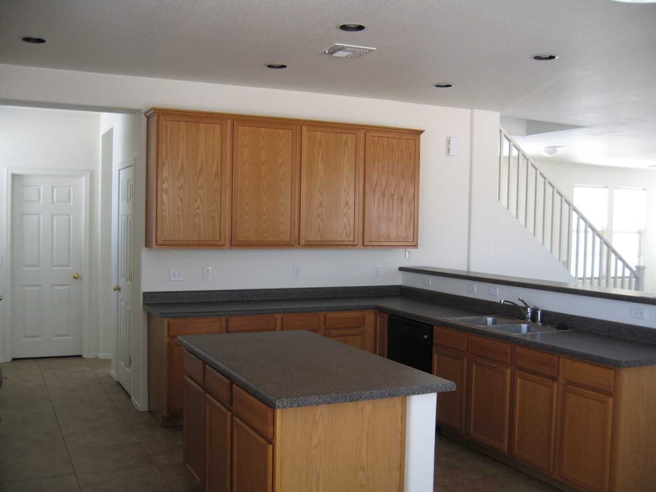4224 E Gleneagle Dr #NA - Photo 3 of 32