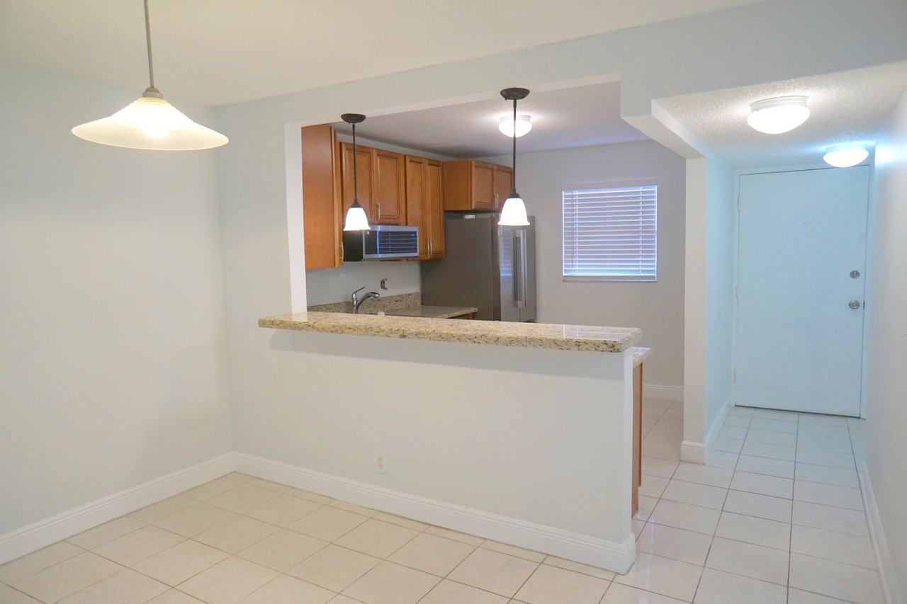 1891 Sw 81st Ave #202
