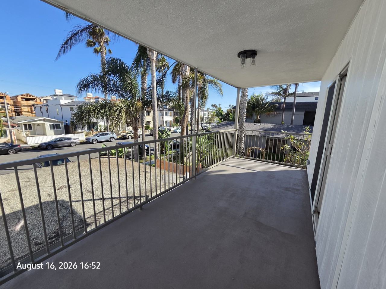 319 14th St #B - Photo 5 of 18