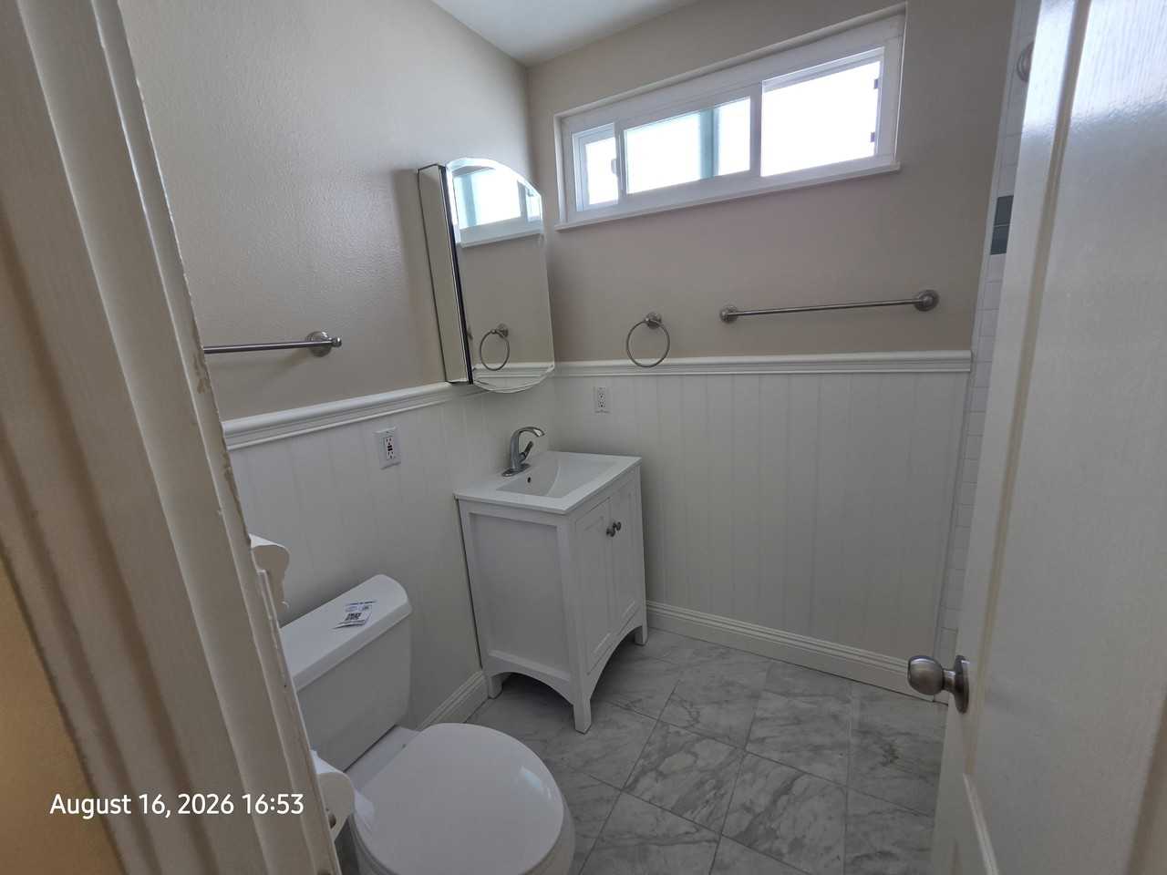 319 14th St #B - Photo 7 of 18