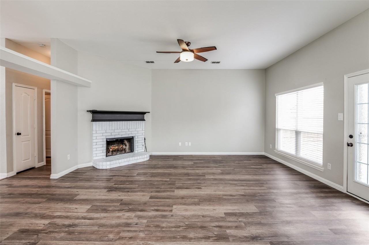 9300 Chesapeake Ln #NA - Photo 2 of 12