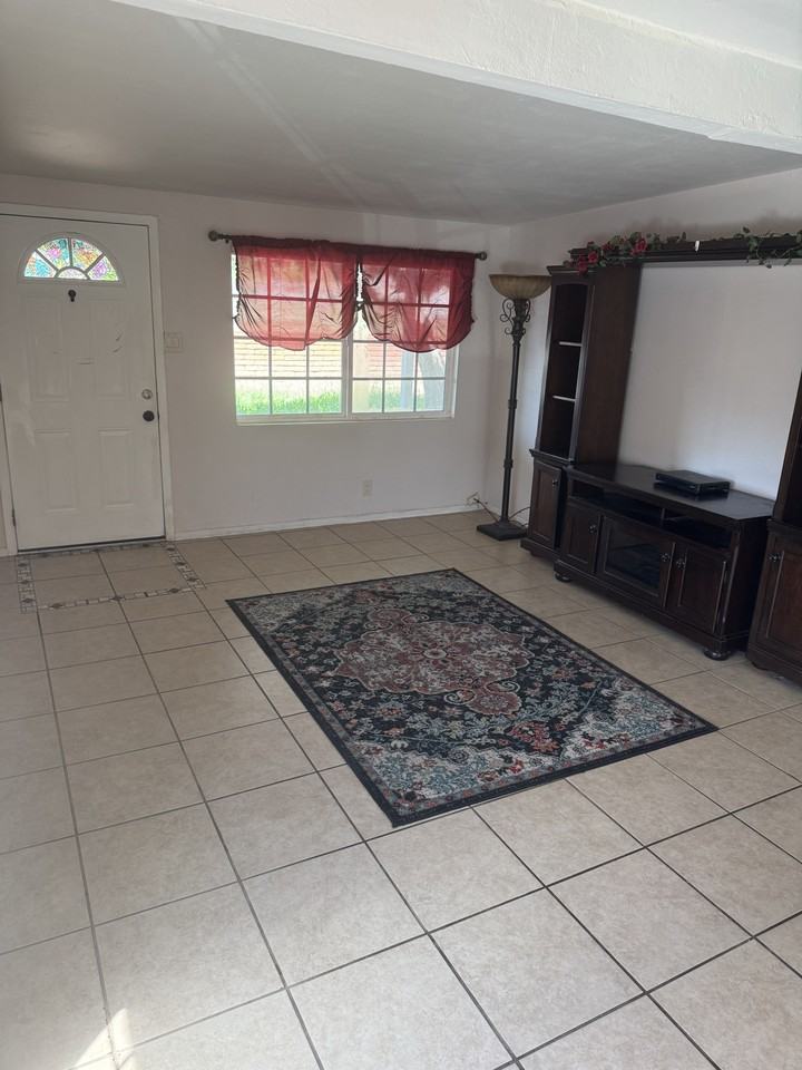 111 Graham Dr #NA - Photo 2 of 16
