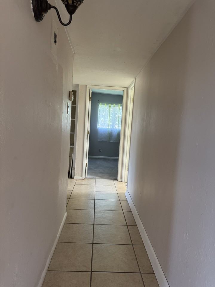 111 Graham Dr #NA - Photo 7 of 16