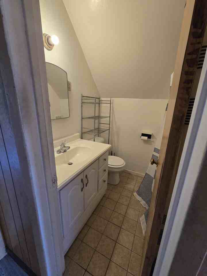 604 Central Ave #4 - Photo 4 of 6