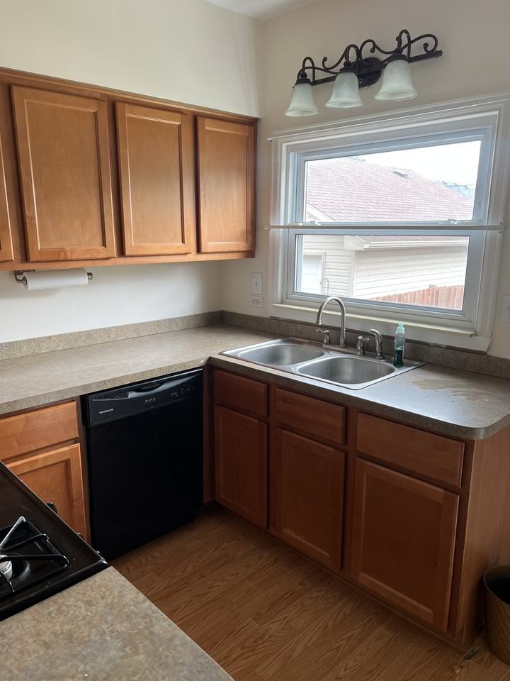 251 Emmons Blvd #1 - Photo 3 of 9