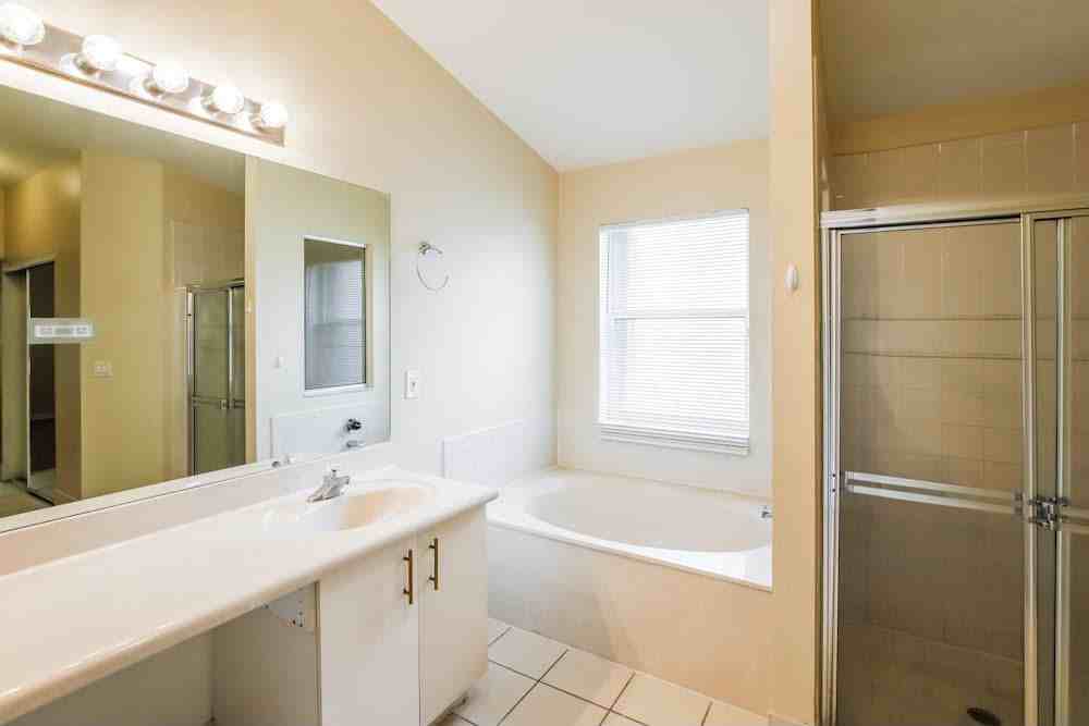 4948 Sw 32nd Way #NA - Photo 6 of 10