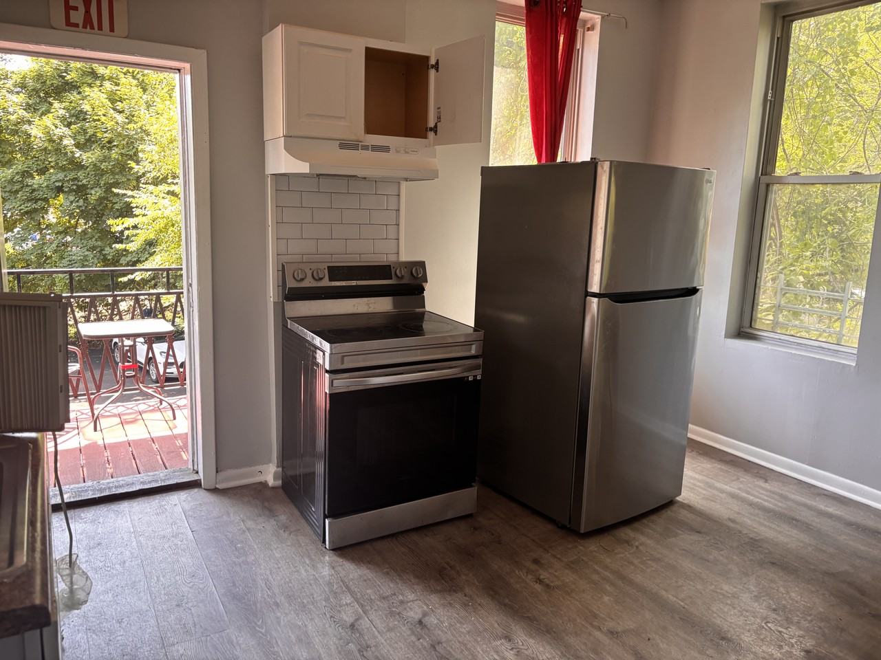 744 Congress Ave #2 - Photo 2 of 11