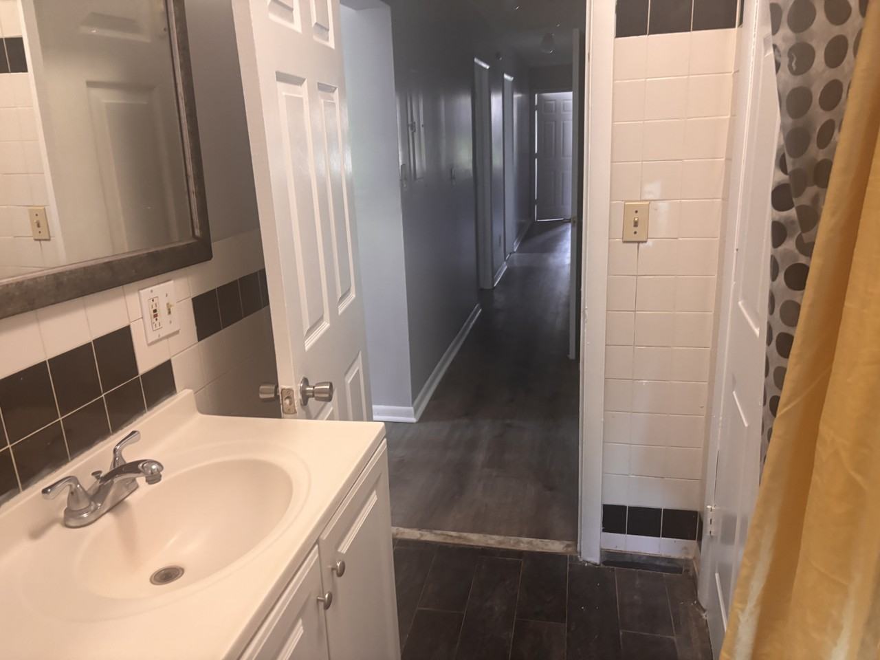 744 Congress Ave #2 - Photo 4 of 11