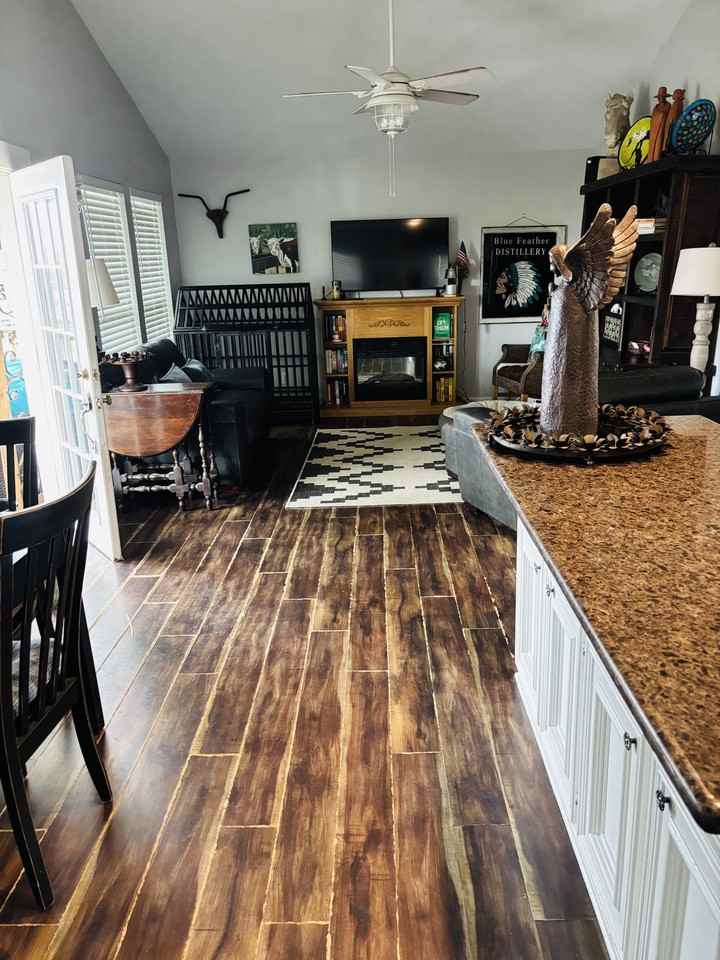 445 Pompano St #NA - Photo 2 of 12