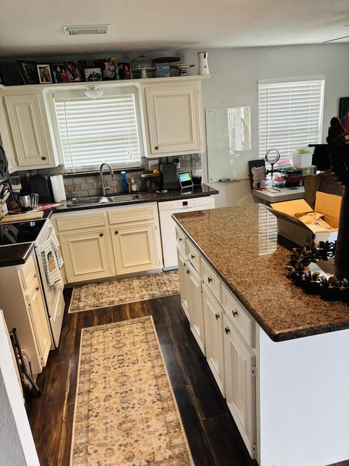 445 Pompano St #NA - Photo 5 of 12