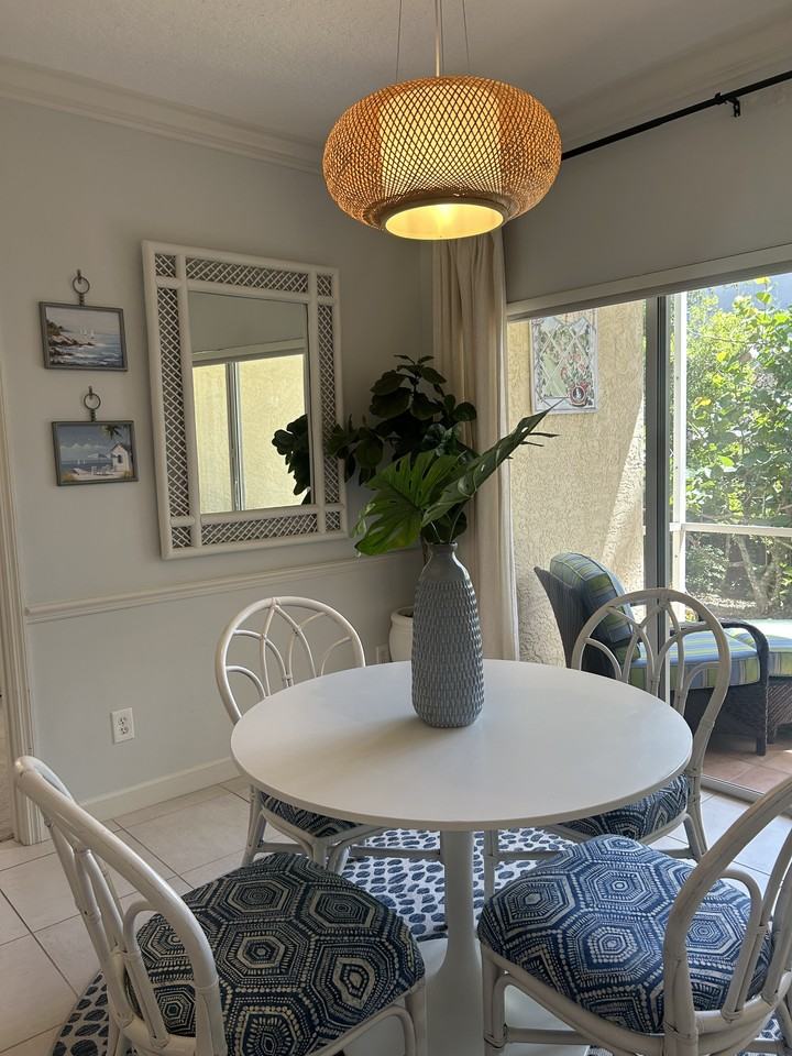 481 18th St #481 - Photo 5 of 19