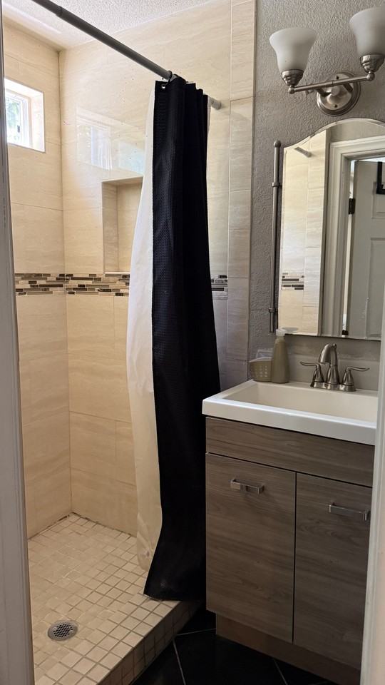 12401B Louise St #NA - Photo 5 of 12