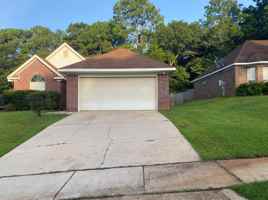 featured image of 812 Willow Pointe Dr E #NA