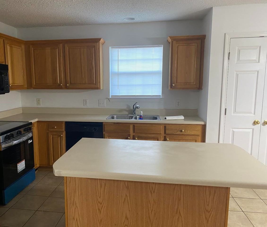 812 Willow Pointe Dr E #NA - Photo 5 of 11