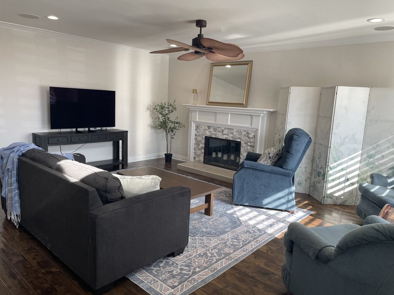 18051 Westlake Cir #NA - Photo 3 of 30