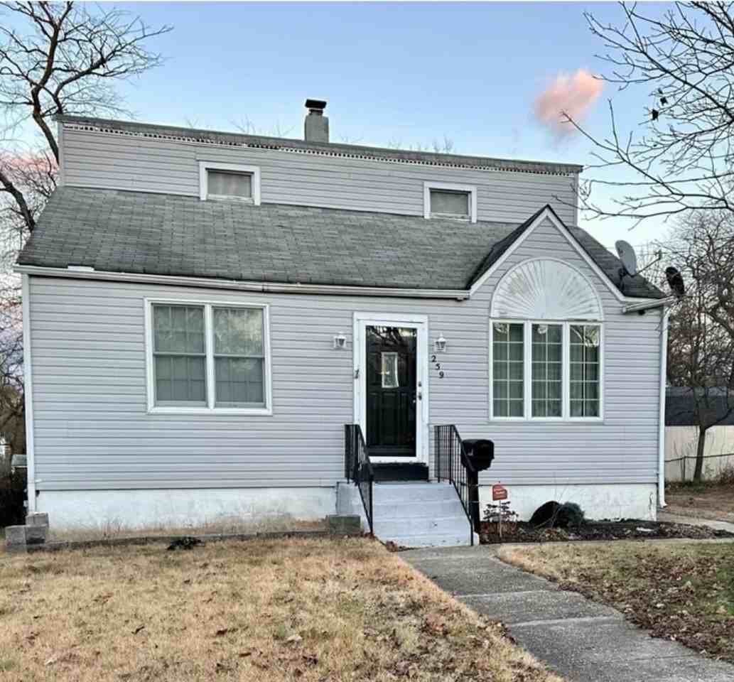 259 Elizabeth Ave #NA - Photo 2 of 18