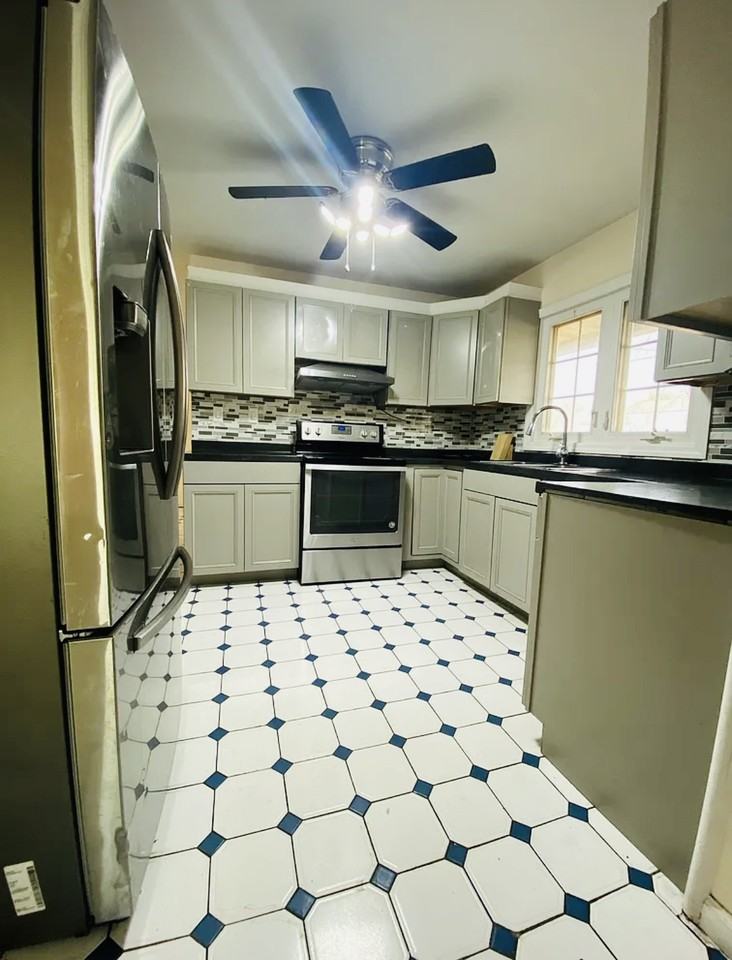 72 Friendly Rd #NA - Photo 6 of 10