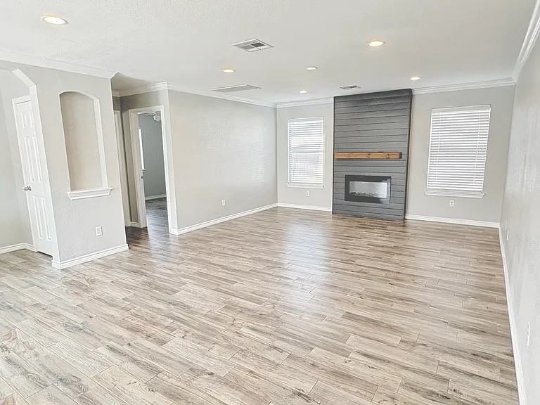 104 Meadow Lark Ln #NA - Photo 2 of 32