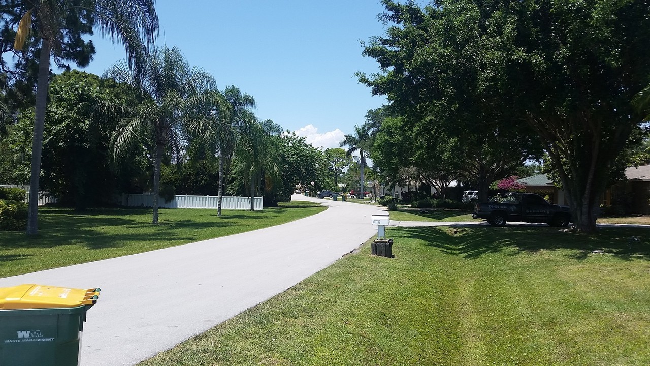 608 W Valley Dr #NA - Photo 4 of 29