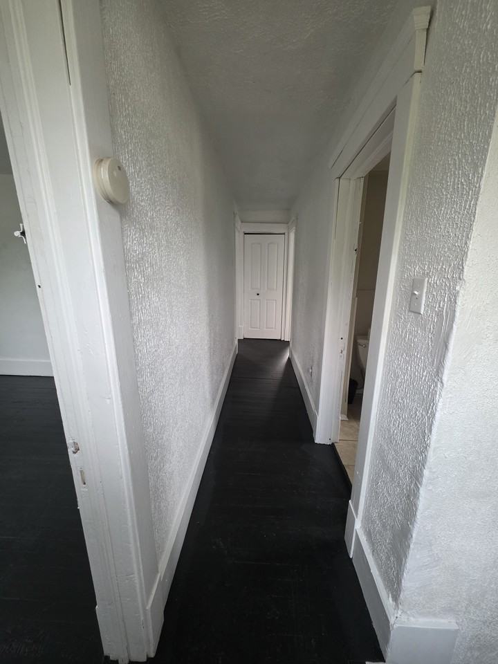 2326 N Ridge Rd #NA - Photo 2 of 10