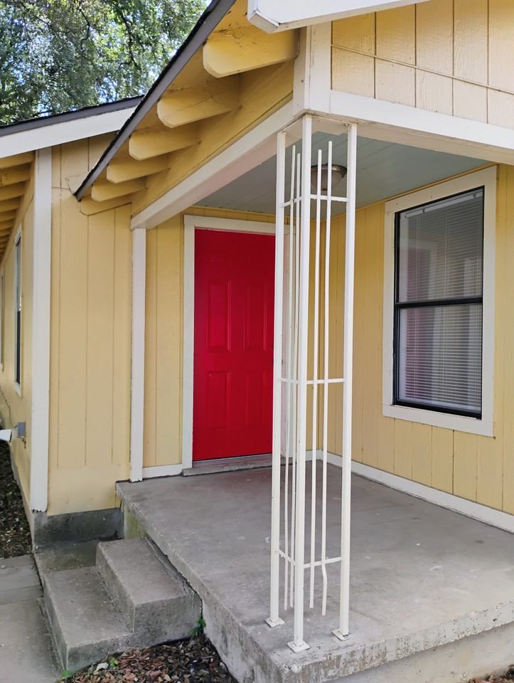 206 W Robin Ln #NA - Photo 3 of 19