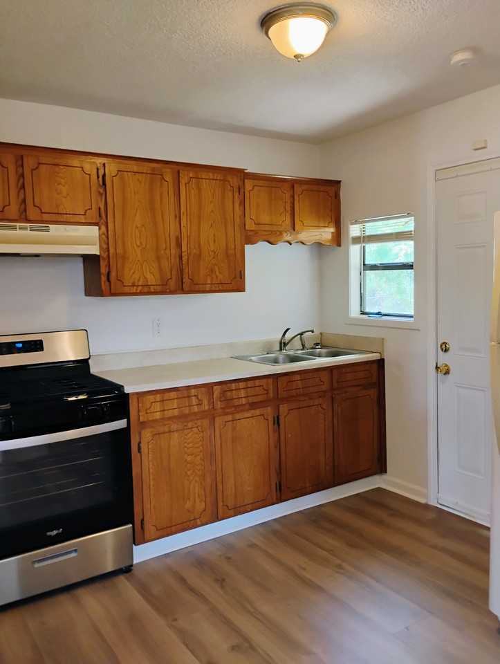 206 W Robin Ln #NA - Photo 7 of 19