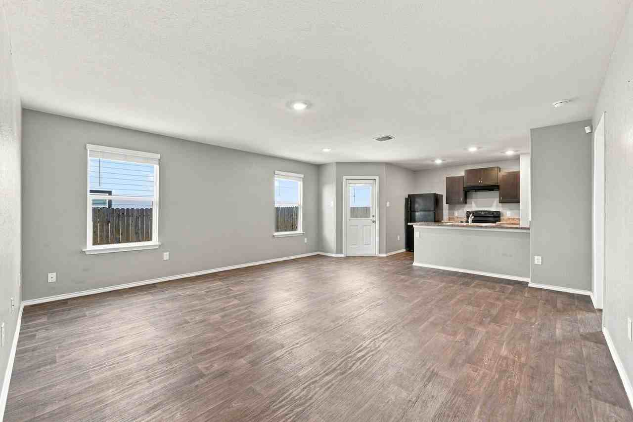 8111 Autares Sq #NA - Photo 2 of 19