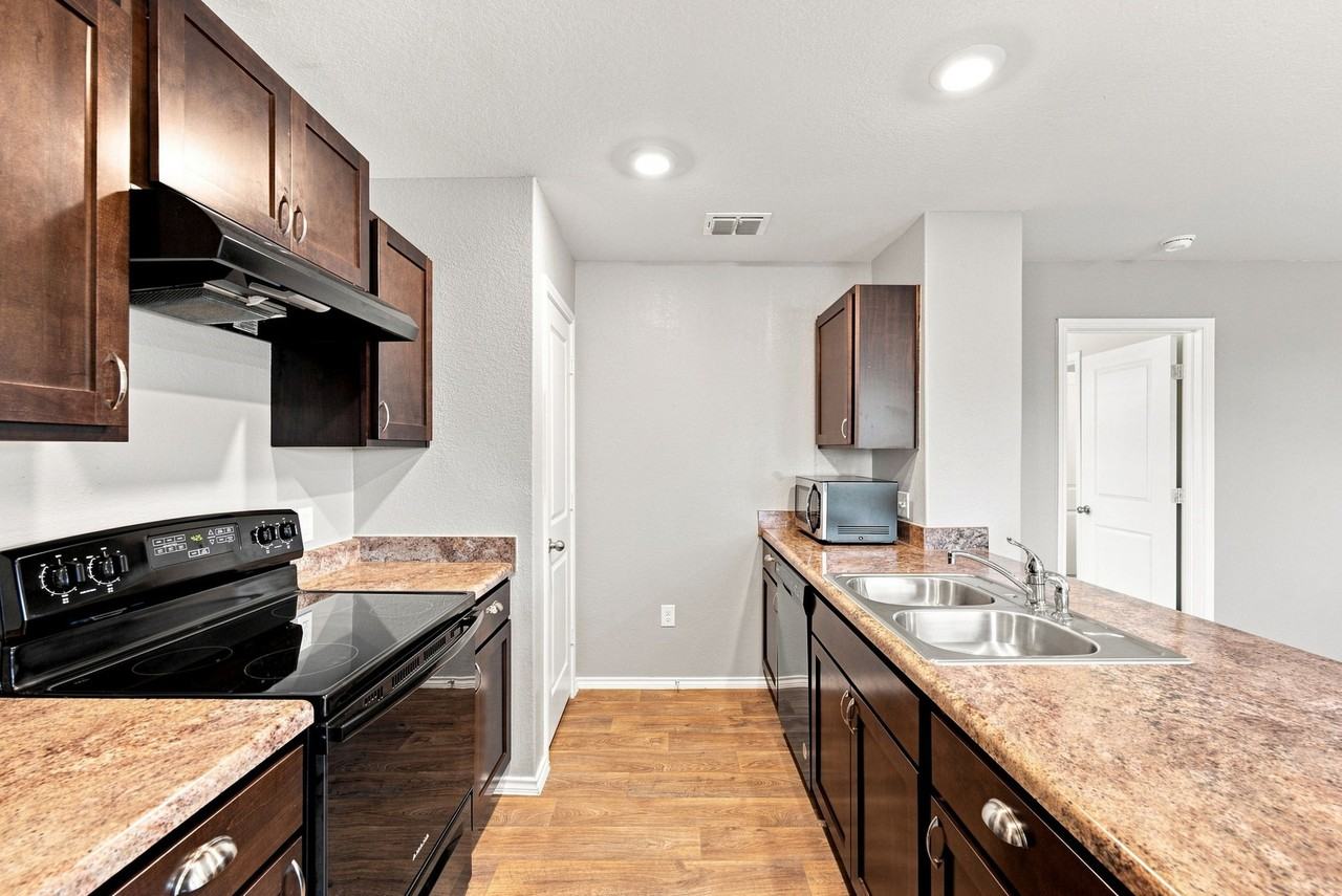 8111 Autares Sq #NA - Photo 5 of 19