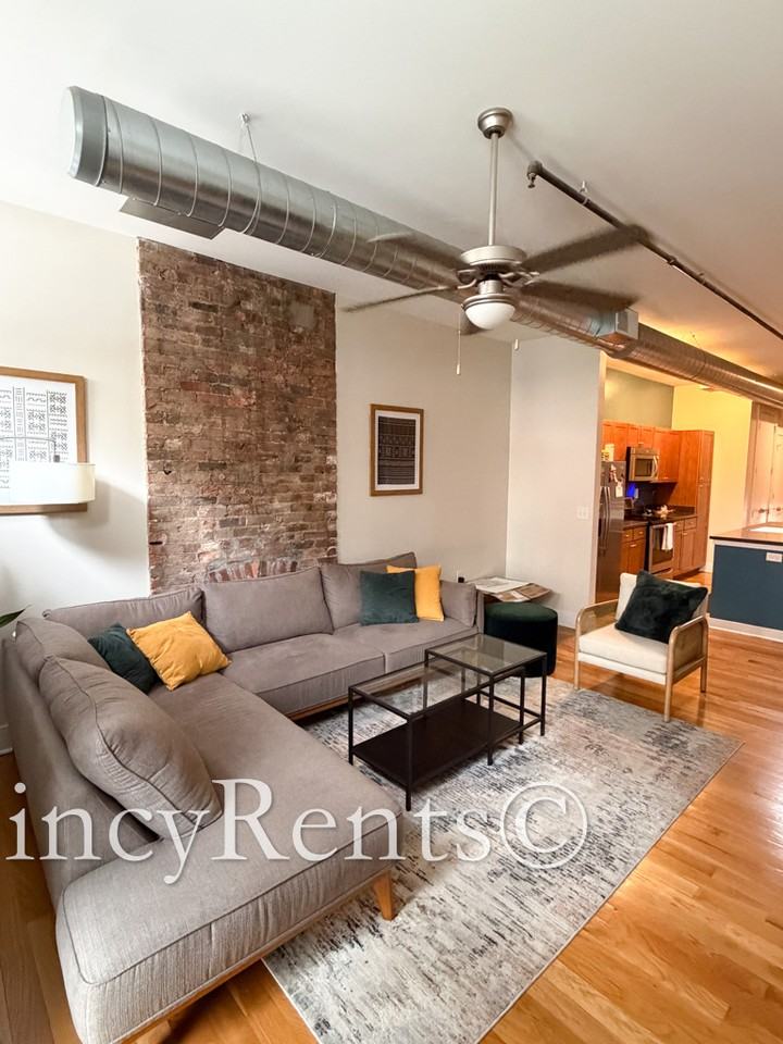 1432 Race St #105 - Photo 4 of 15