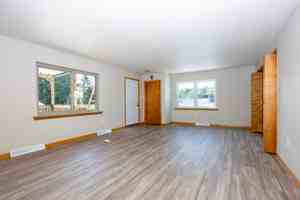featured image of 2627 Cleveland Rd