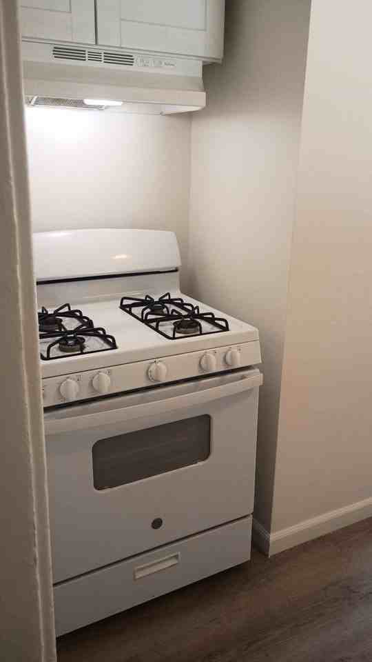 115 E Olive Ave - Photo 4 of 6