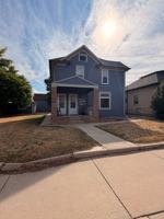 featured image of 700 N 5th St