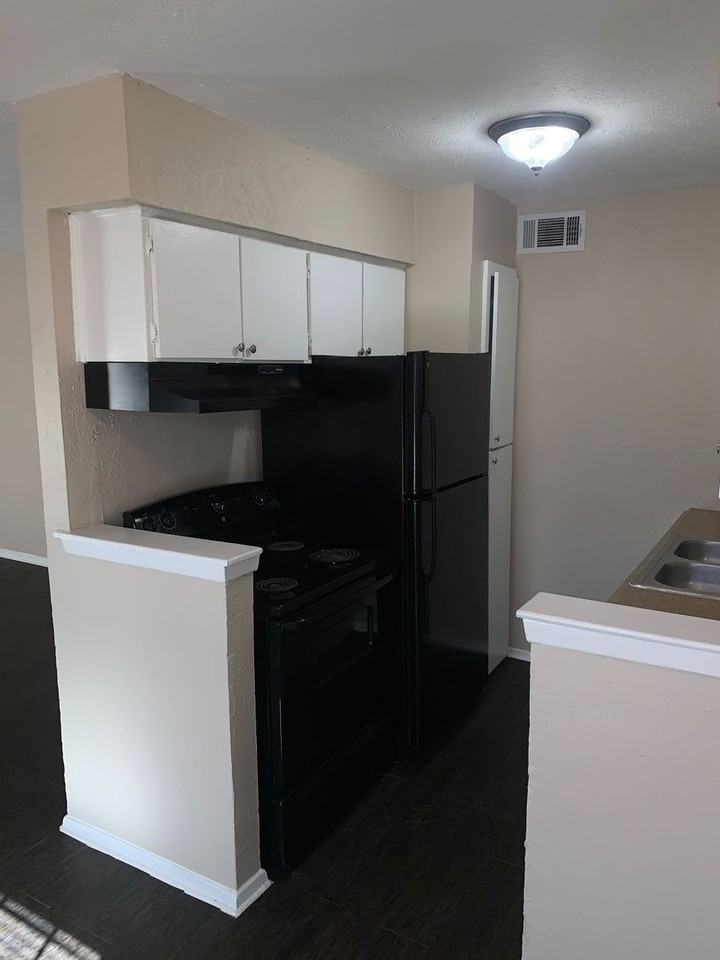 3823 Bonnie View Rd - Photo 6 of 14
