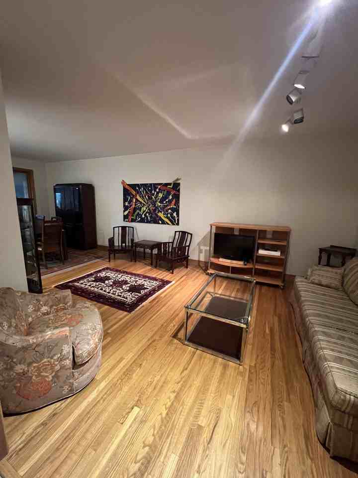 119 Hogarth Avenue - Photo 6 of 22