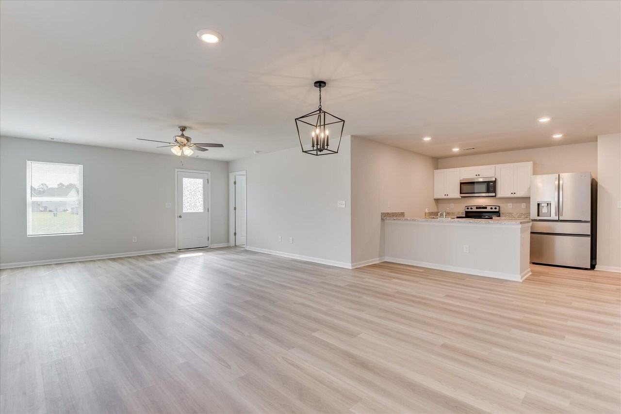 630 Downstream Ct - Photo 7 of 39