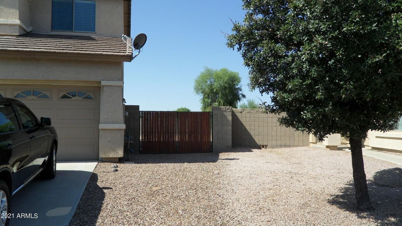 13900 N 146th Ln - Photo 2 of 19