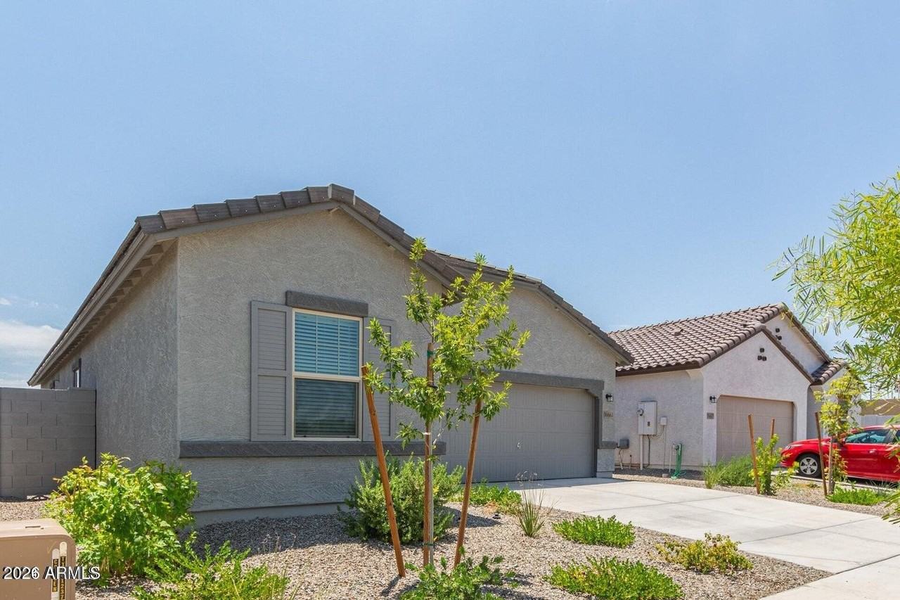 16663 W Christy Dr - Photo 2 of 31