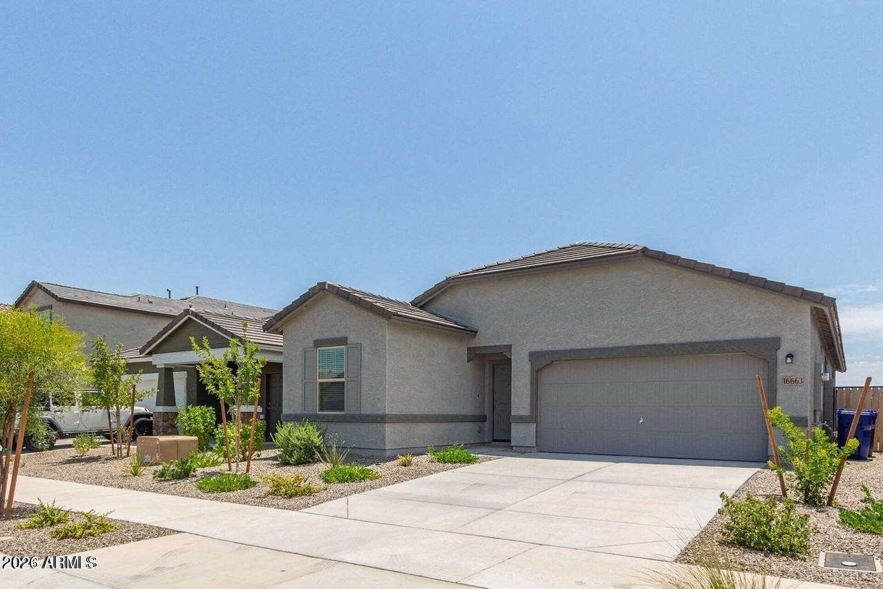 16663 W Christy Dr - Photo 3 of 31