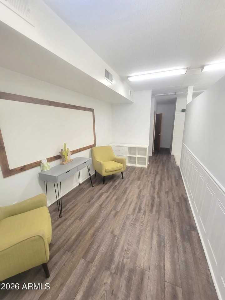 56 S Center St - Photo 7 of 20