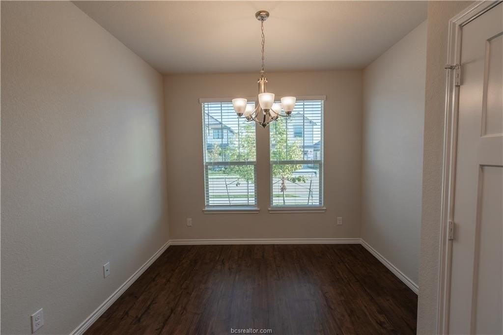 1069 Toledo Bend Dr - Photo 4 of 14